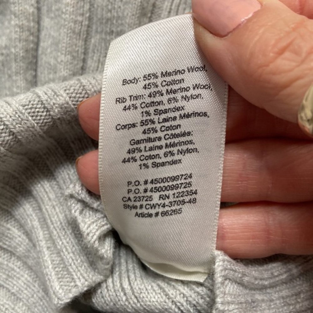Aritzia Wilfred Grey Front Plunge (Thais) Cardigan Size S - Picture 9 of 9